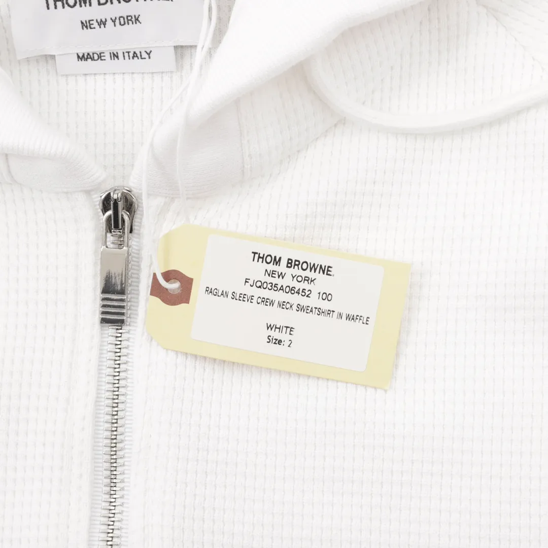 Thom Browne / Classic 420 ， ，32 3 ， ， ， ， ， Breathable ， ， ， TB ， ， ， ！ ， 。 Size: 1-4
